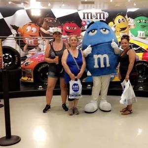 Meet your Posher, Vickie